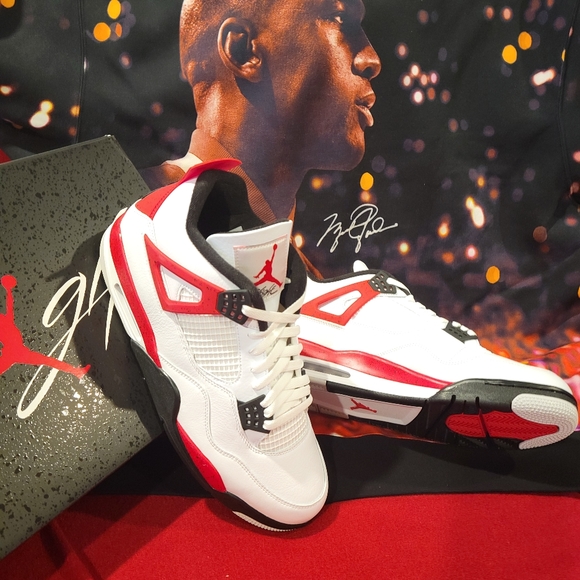 Mens Nike Air Jordan Retro 4 Size 13 - Picture 2 of 8